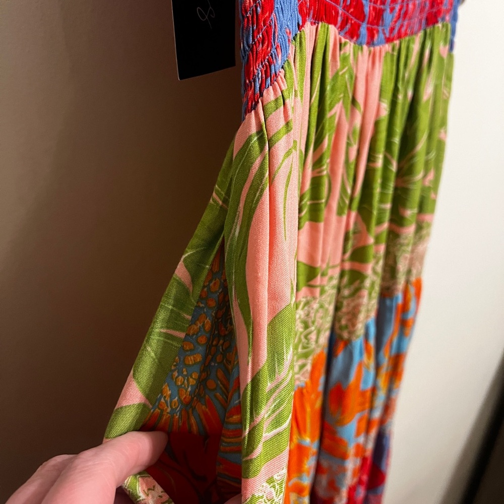 Sleeveless Multicolor Floral Tiered Maxi Dress - Picture 9 of 9
